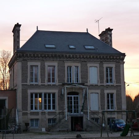 L'Etape Famille Lägenhet Estissac Exteriör bild